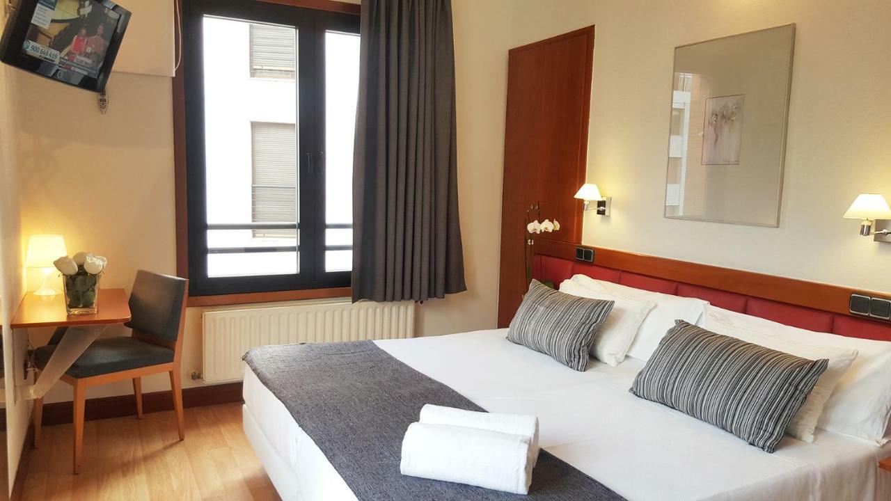 Hotel Oria Толоса Екстер'єр фото